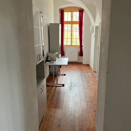 Artillery Barracks Hostal *