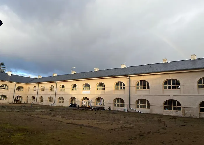 Hostel Artillery Barracks