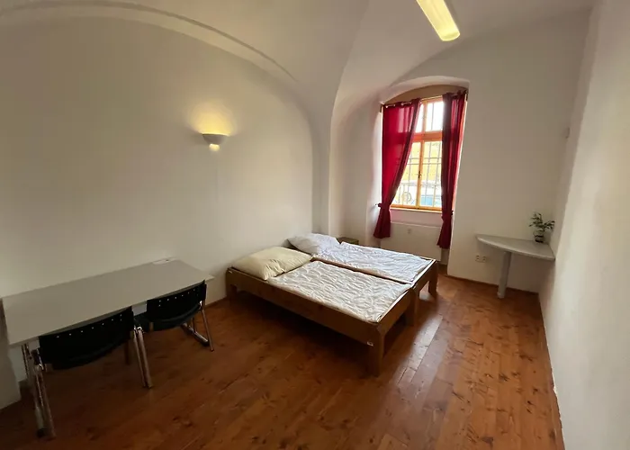 Artillery Barracks *